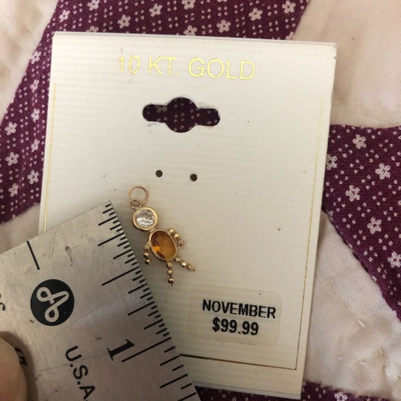 10 kt gold November male pendant - Picture 5 of 5